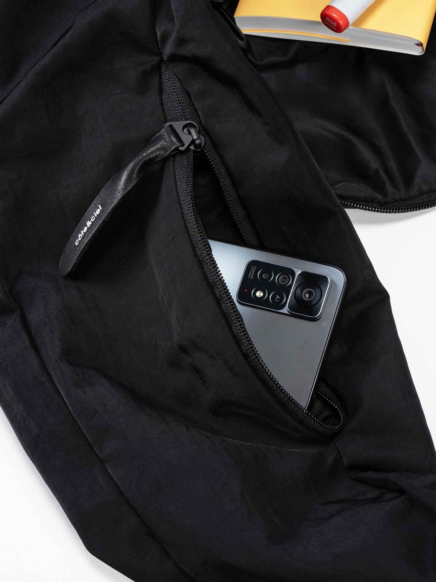 Hyco M Smooth Black Bag
