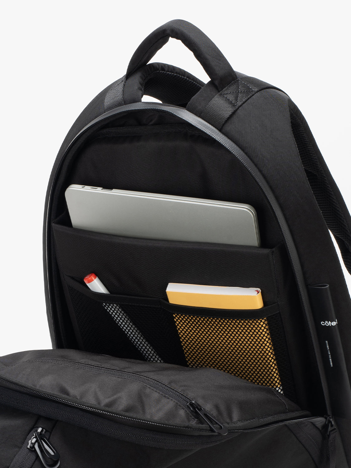 Isar M Round Carbon Black