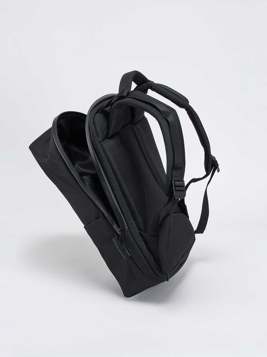 Sormonne EcoYarn Black