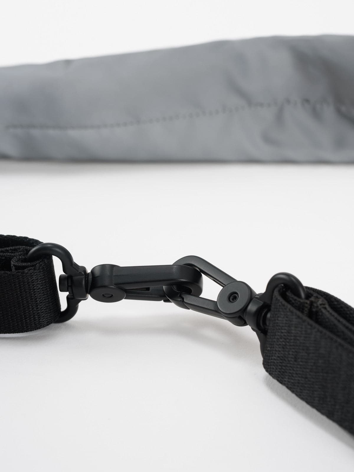 Adda Reflective Grey