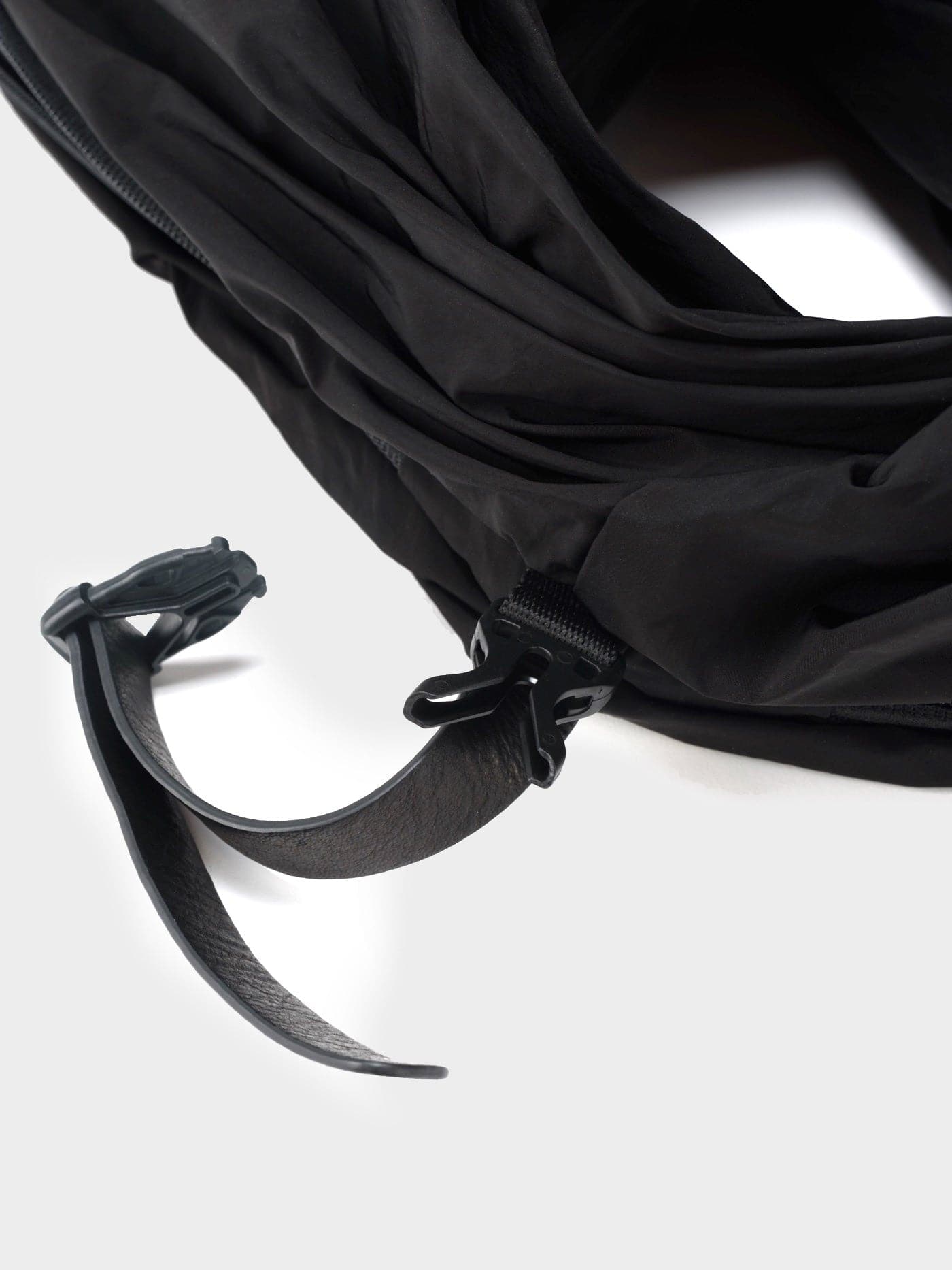 Aóos L Smooth Black