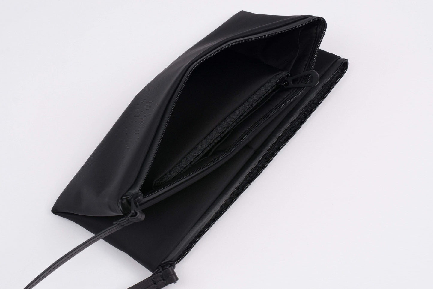 coteetciel Clutch/Purse Loki Sleek Black 28870 côte&ciel APAC