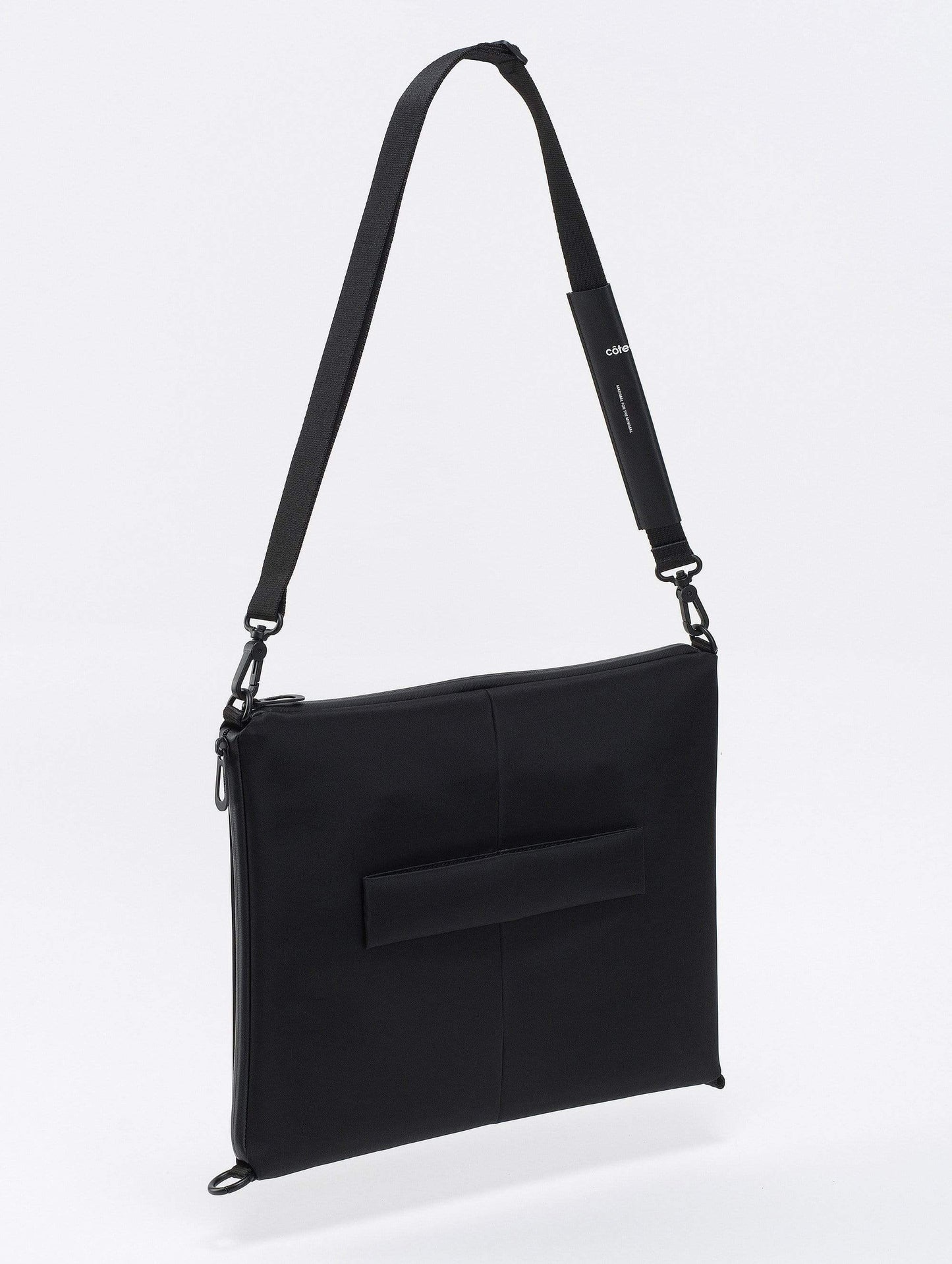 coteetciel Crossbody/Messenger Inn L Sleek Black 28908 côte&ciel APAC