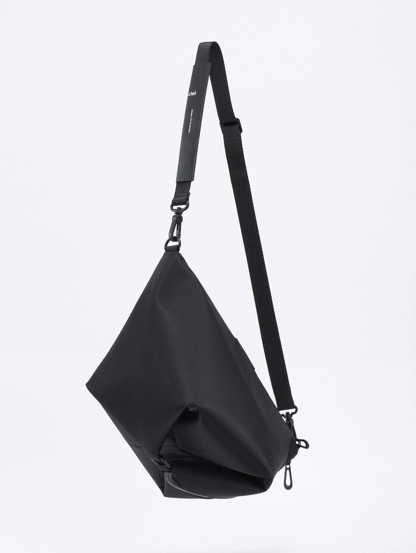 coteetciel Crossbody/Messenger Inn L Sleek Black 28908 côte&ciel APAC