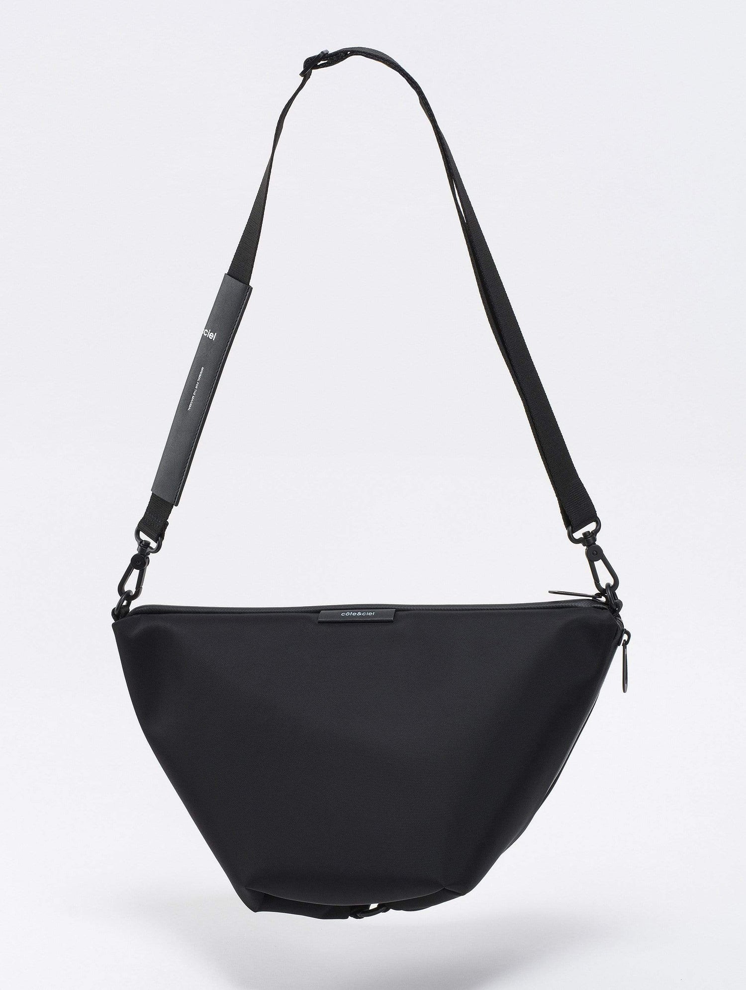 coteetciel Crossbody/Messenger Inn L Sleek Black 28908 côte&ciel APAC