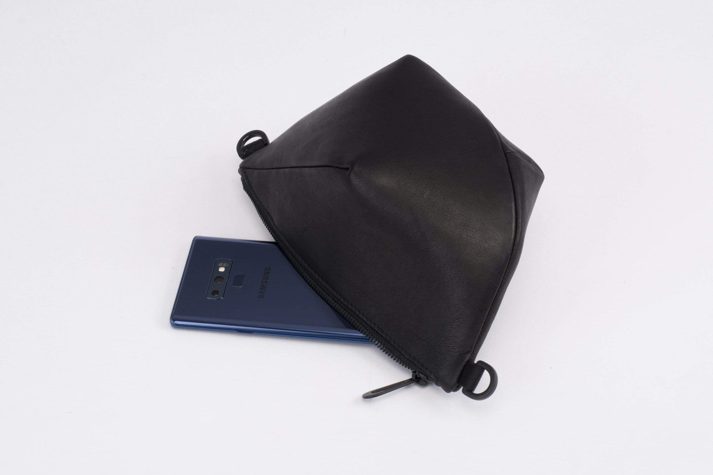 coteetciel Crossbody/Purse Caillou M Sleek Black 28871 côte&ciel APAC