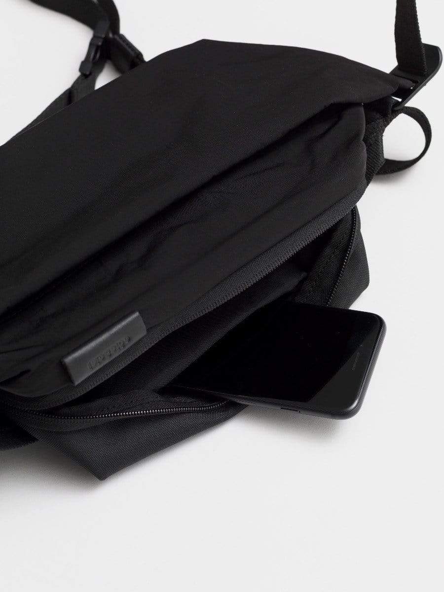 coteetciel Crossbody/Sling/Waist Bag Isarau S MemoryTech Black 28719 côte&ciel APAC