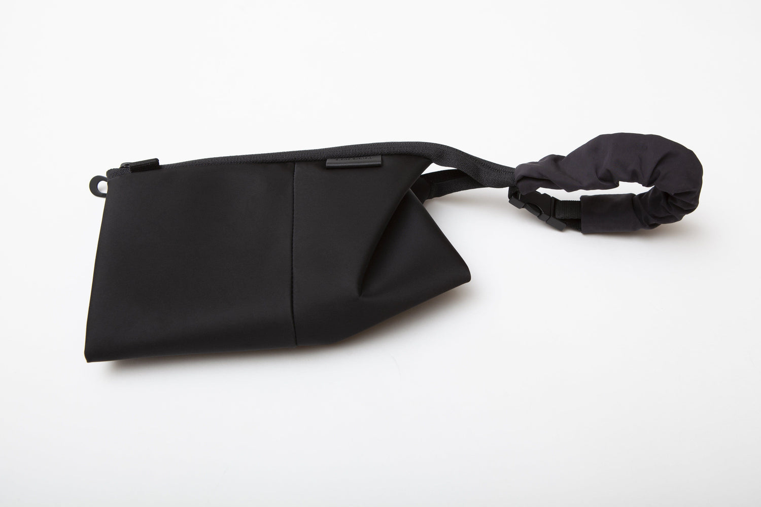 coteetciel Small/Pouch Kivu S Sleek Black 28845 côte&ciel APAC