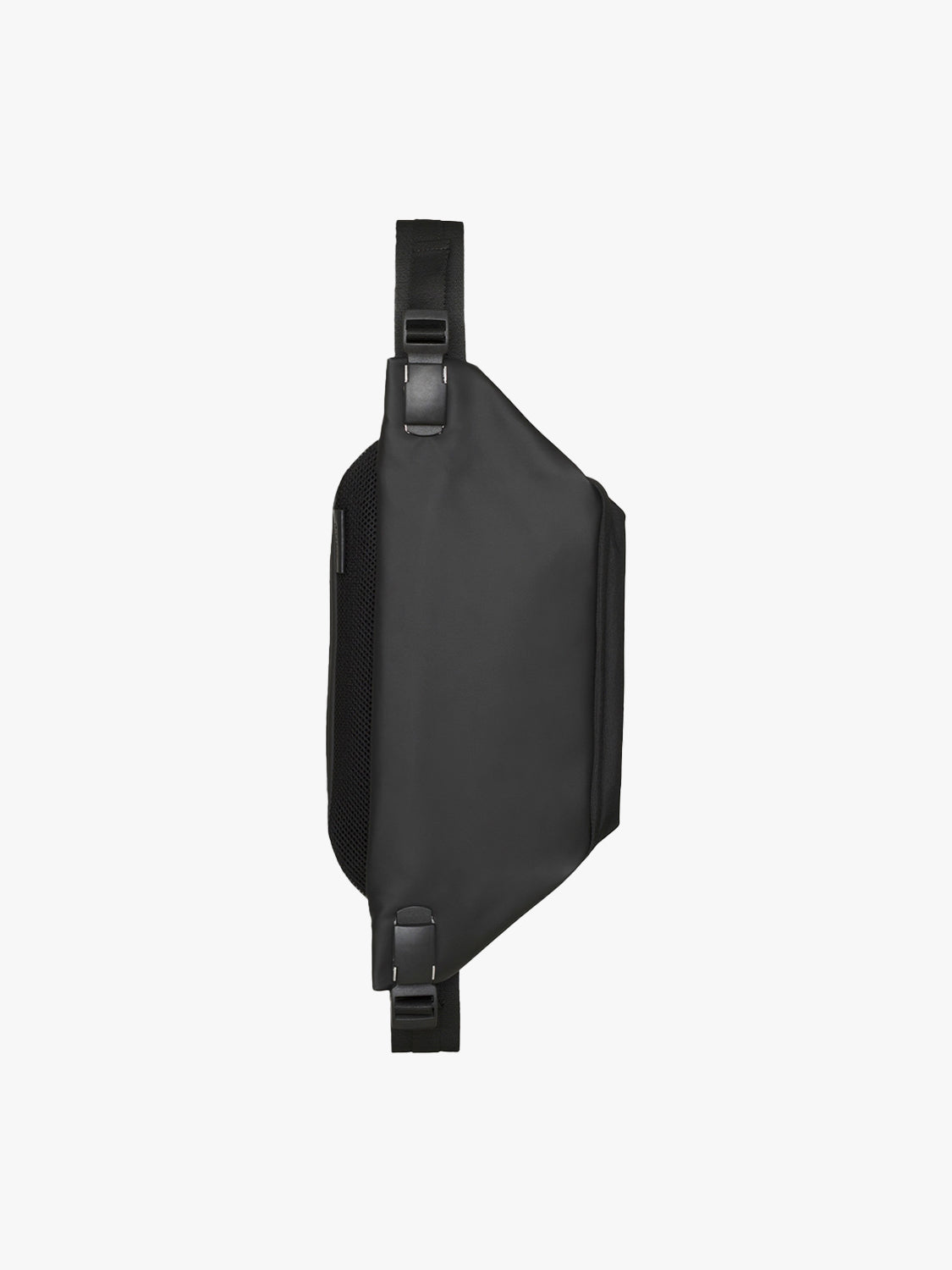 Isarau M Obsidian Black