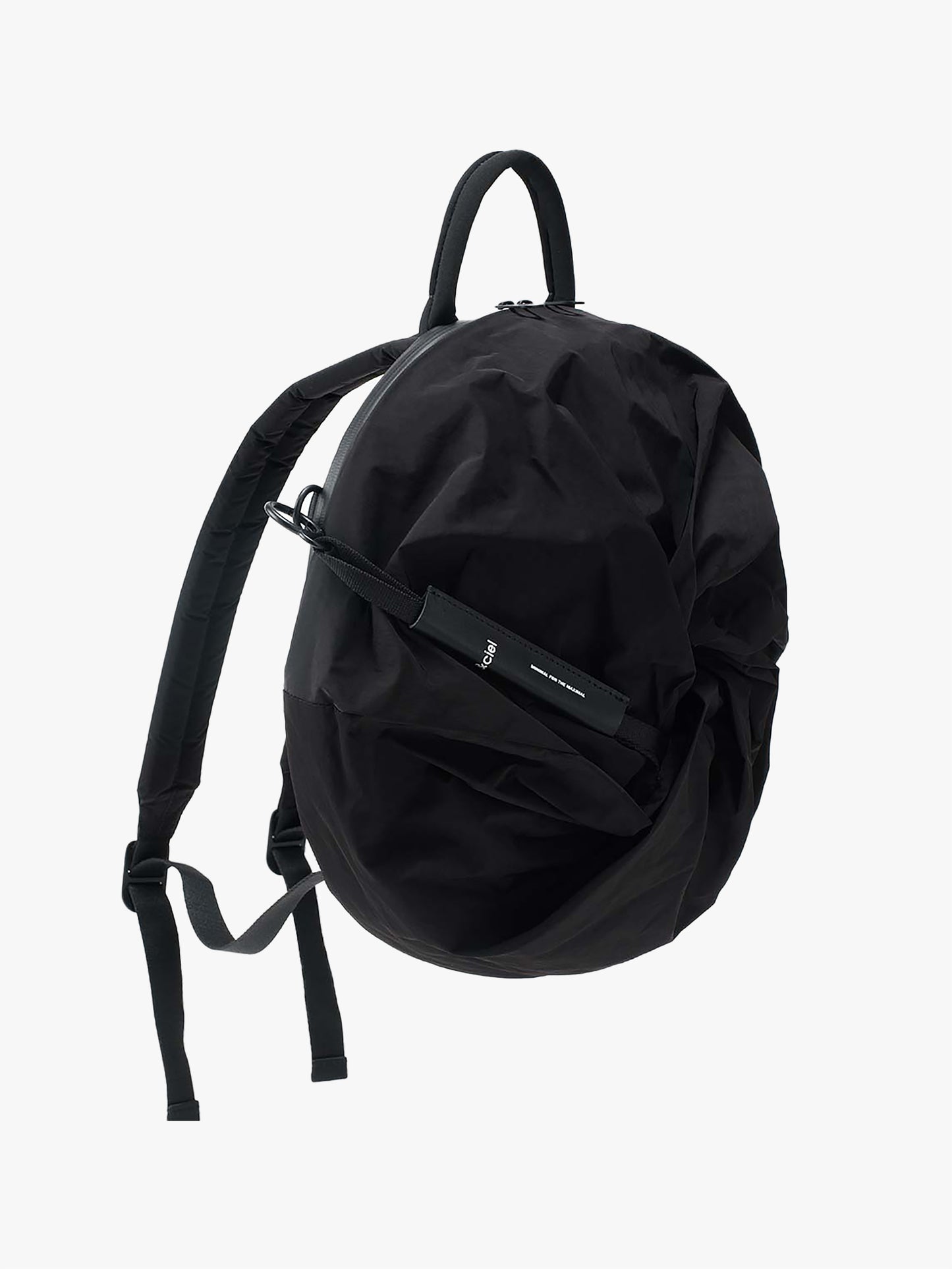 Adria Smooth Black