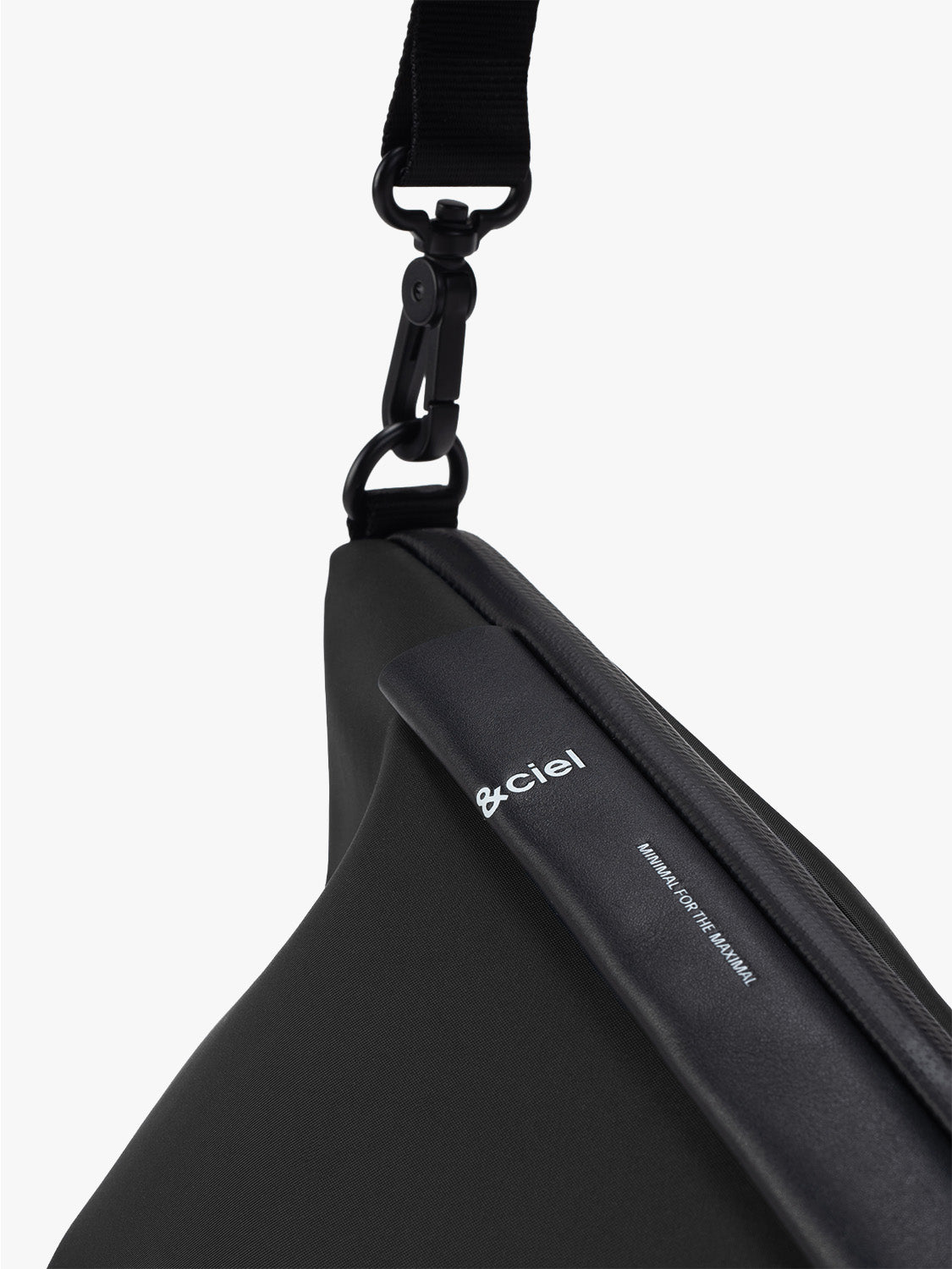 Inn M Sleek Black | APPLE EXCLUSIVE