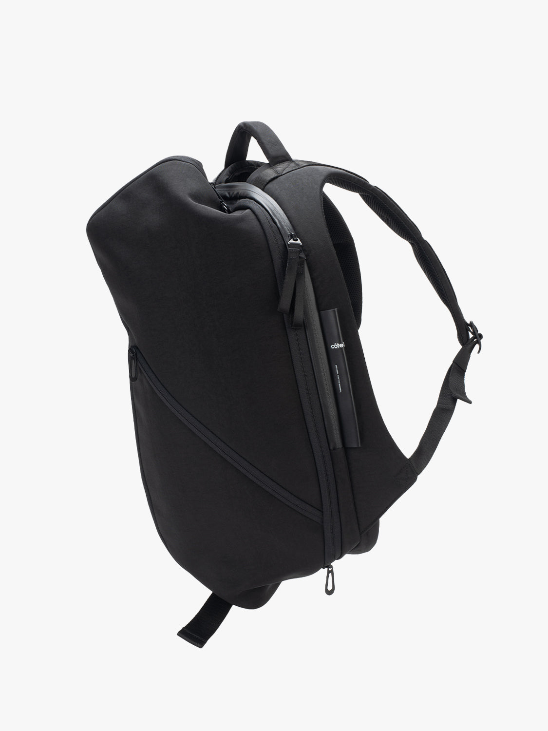 Isar M Round Carbon Black