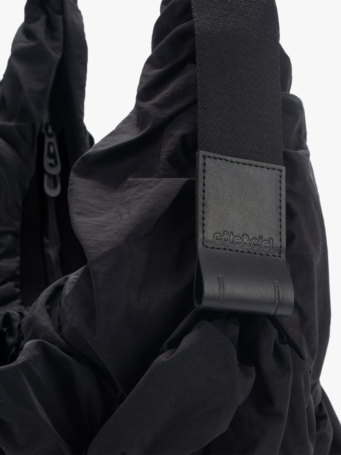 Hyco S Otra Gathered Black