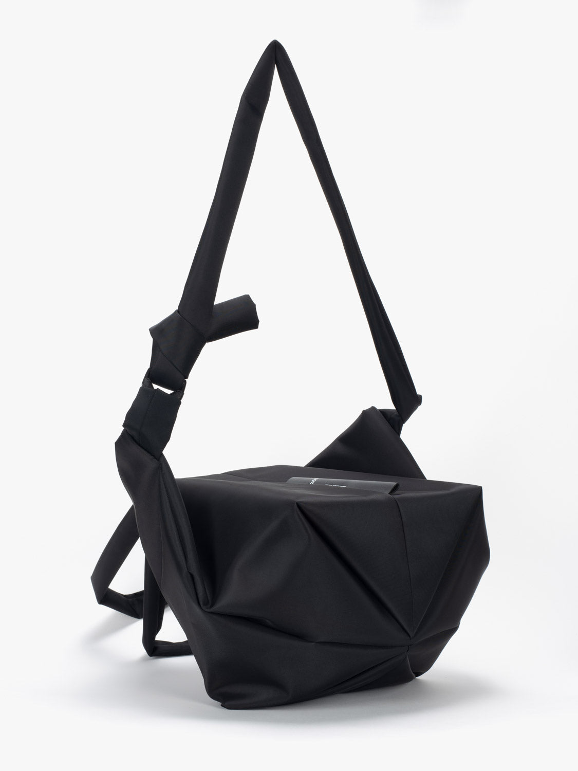 Amu Sleek Nylon Black Bag