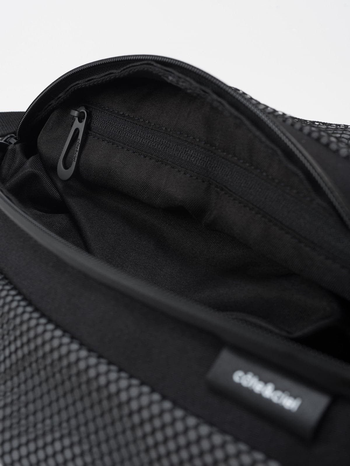 Orne Reflective Black