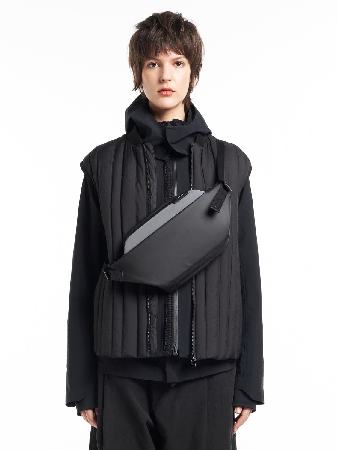 Isarau S Reflective Black