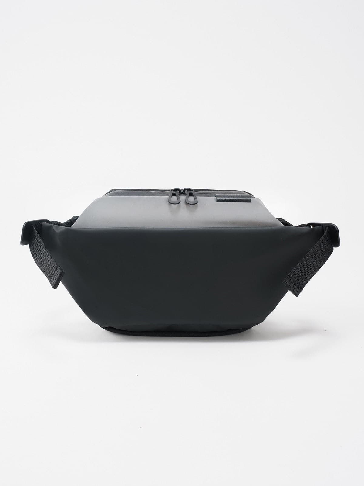 Isarau S Reflective Black