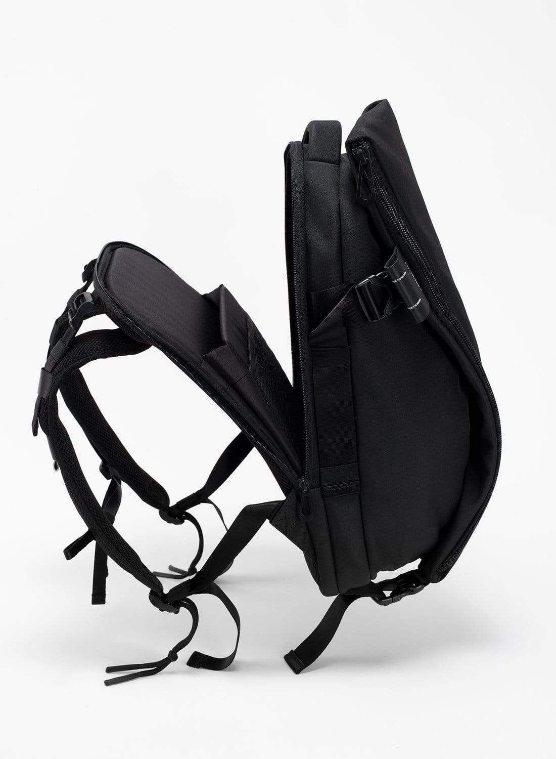 coteetciel Backpack Isar Air Black | Limited Edition 28961 côte&ciel APAC