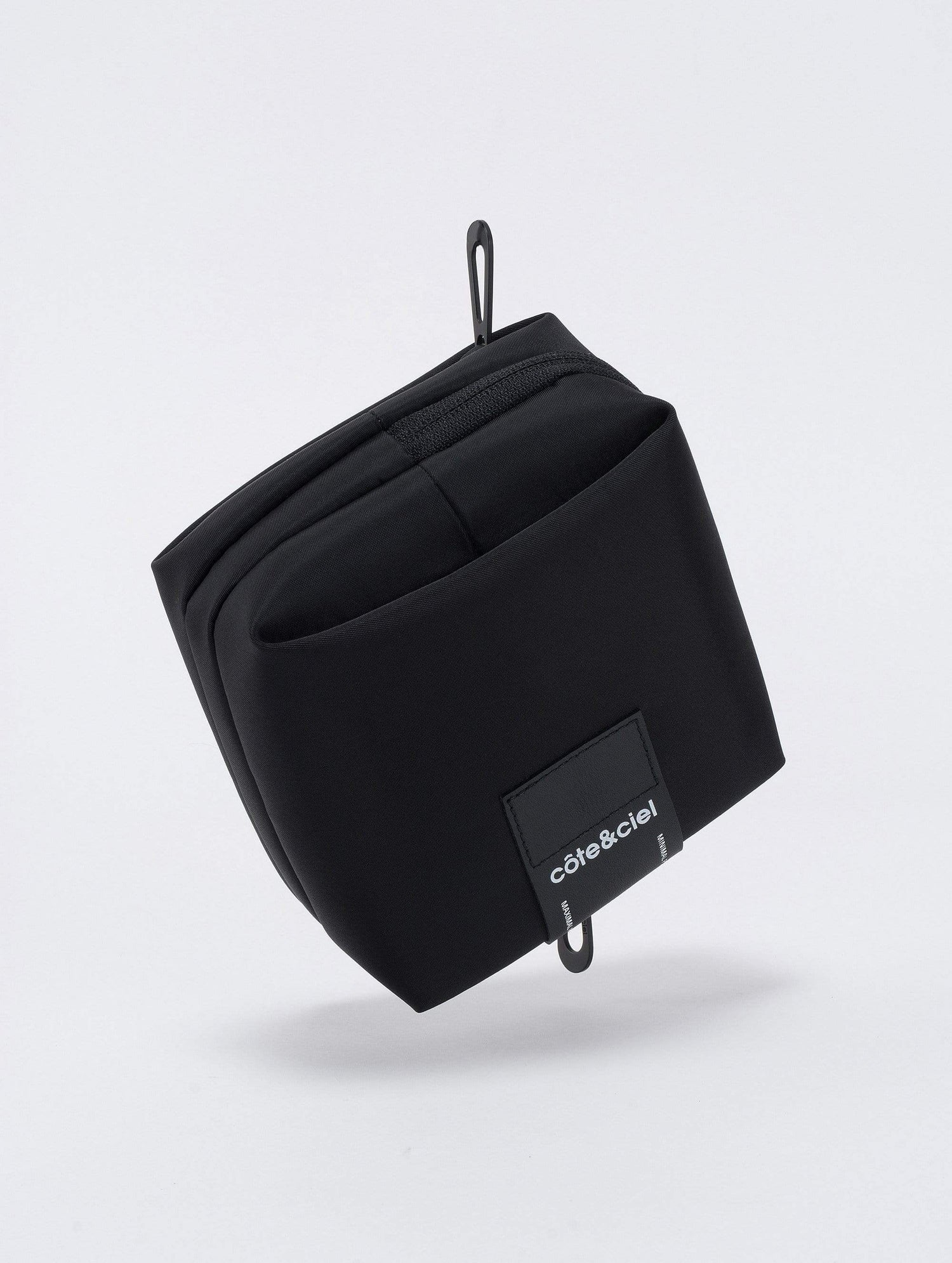 coteetciel Small/Pouch Kub Sleek Black 28906 côte&ciel APAC