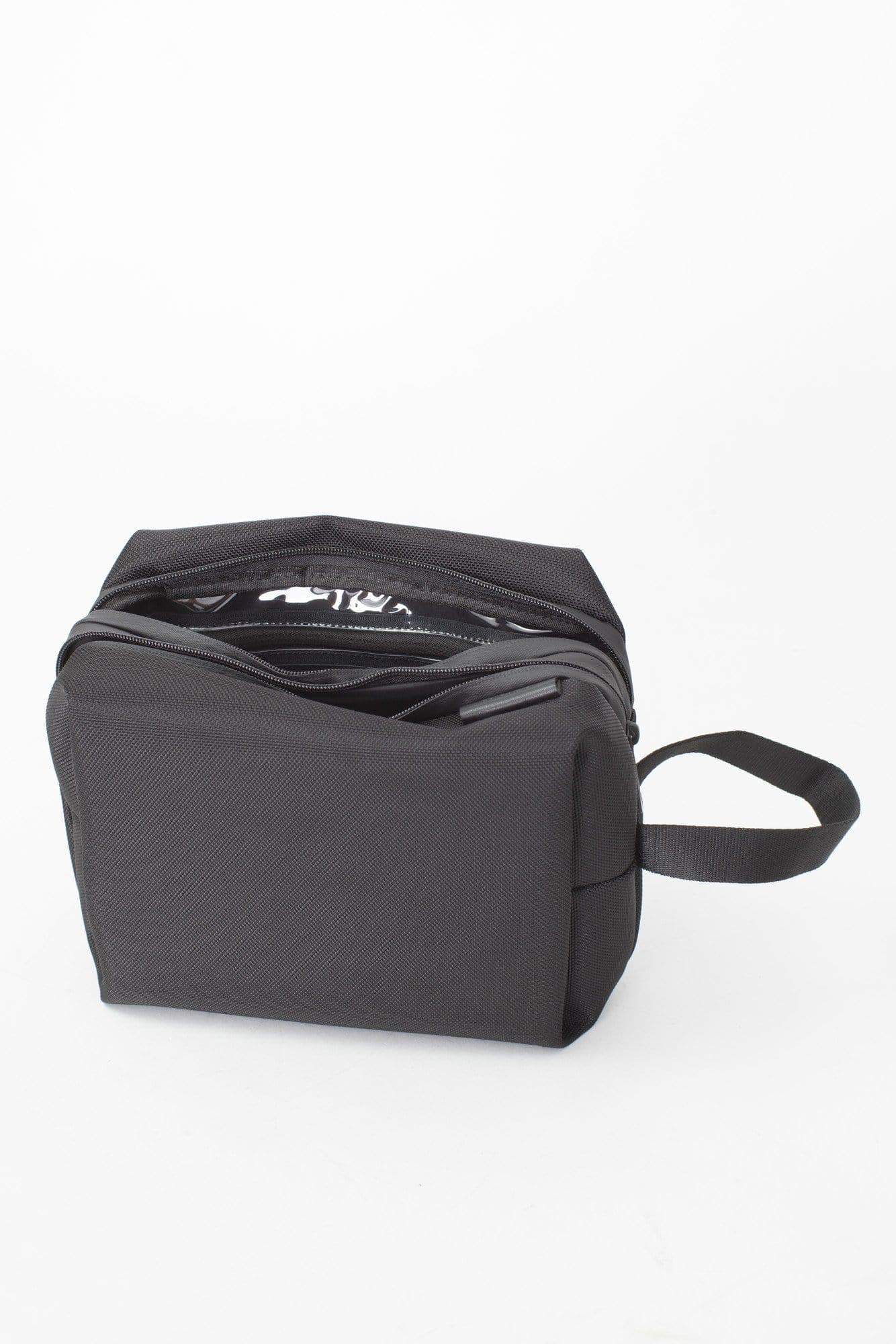 coteetciel Wash Bag Como M Ballistic Black 28772 côte&ciel APAC